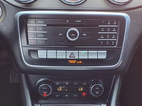 Used 2019 Mercedes-Benz CLA 250 image 24