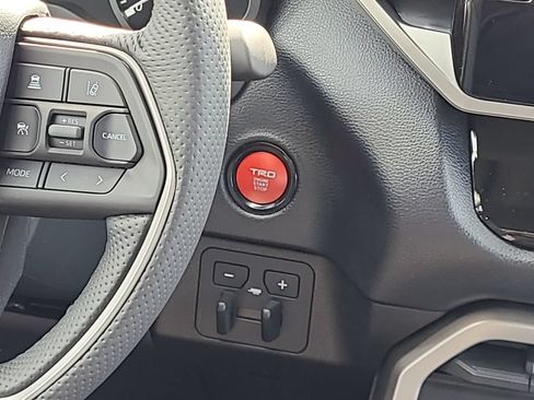 Certified 2026 Toyota Tundra SR5 AWD/4WD image 22