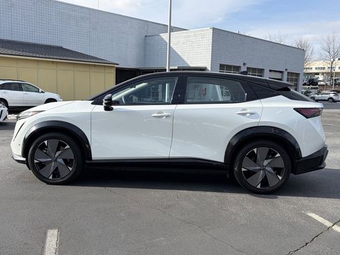 Certified 2023 Nissan Ariya image 2