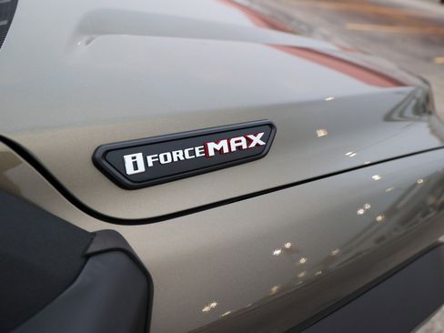 Used 2025 Toyota Tacoma 4x4 Double Cab Hybrid image 11