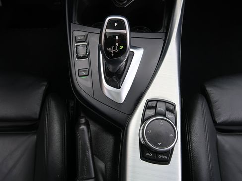 Used 2015 BMW M235i Coupe image 22