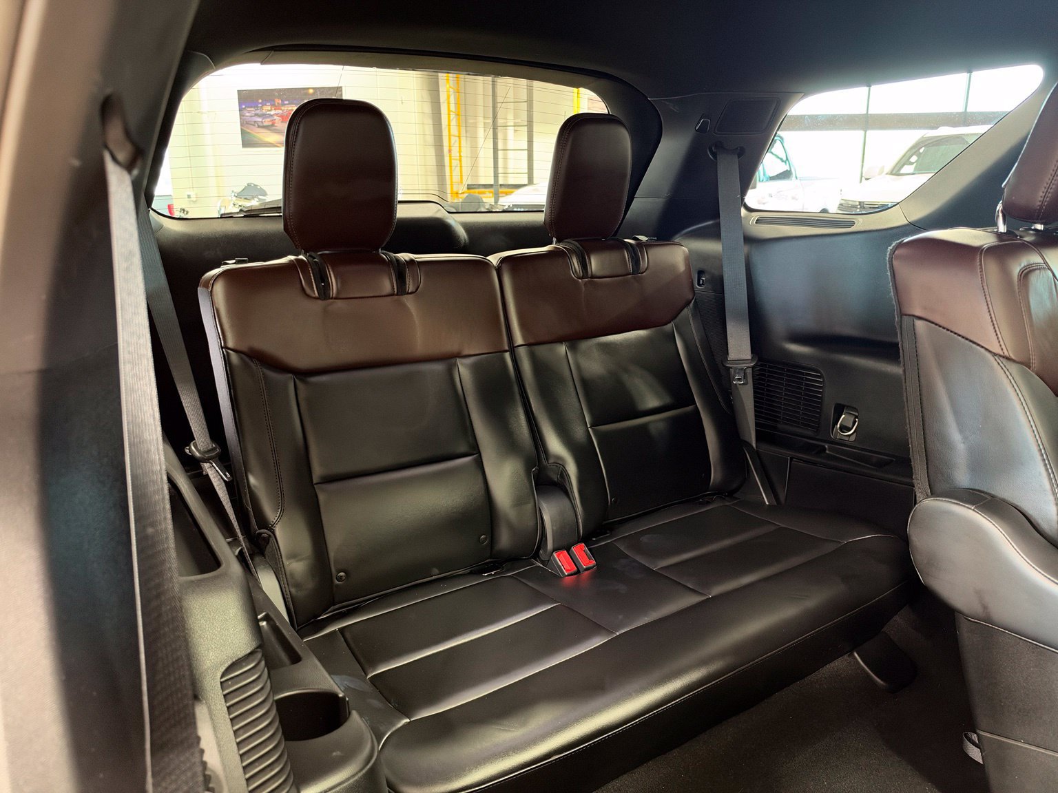 Used 2020 Ford Explorer Platinum w/ Premium Technology Package AWD/4WD image 47