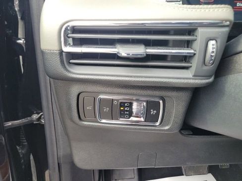 Certified 2024 Lincoln Corsair AWD w/ Equipment Group 101A image 44