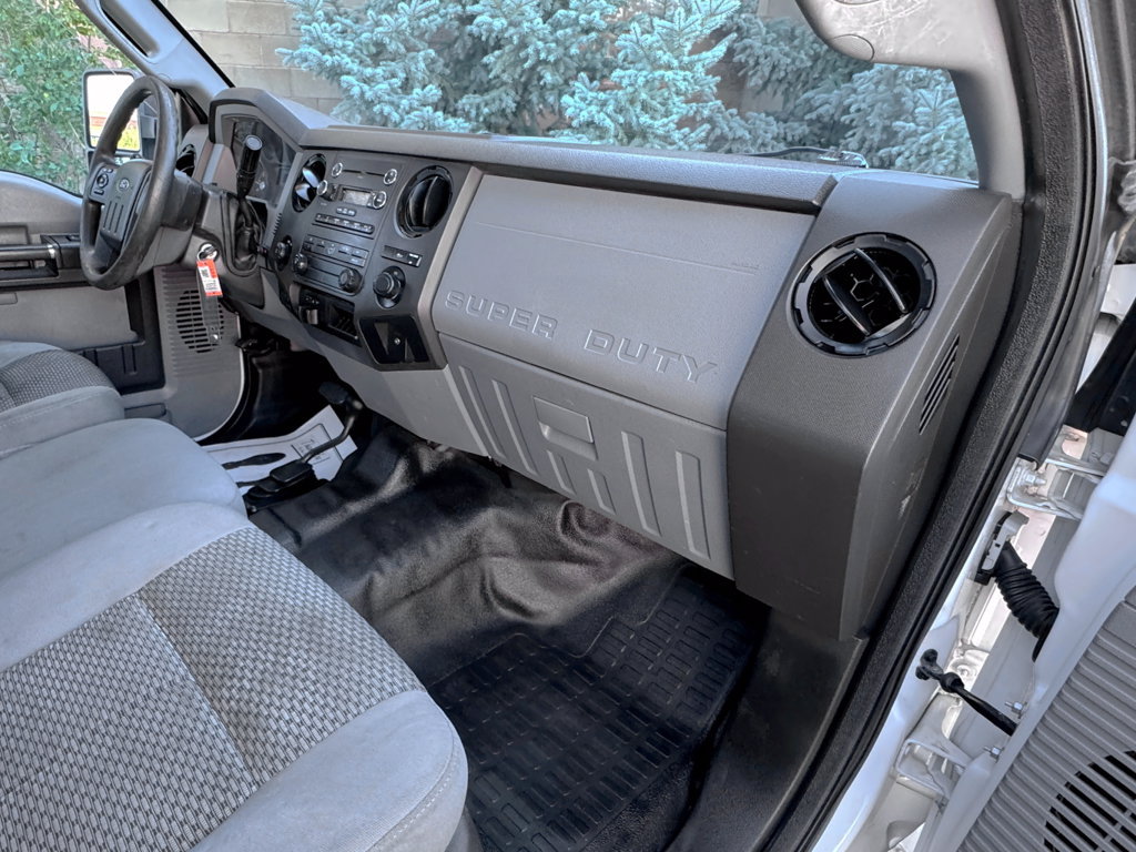 Used 2015 Ford F250 XL w/ Power Equipment Group AWD/4WD image 23