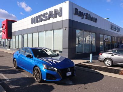 Certified 2025 Nissan Altima 2.5 SR w/ SR Premium Package