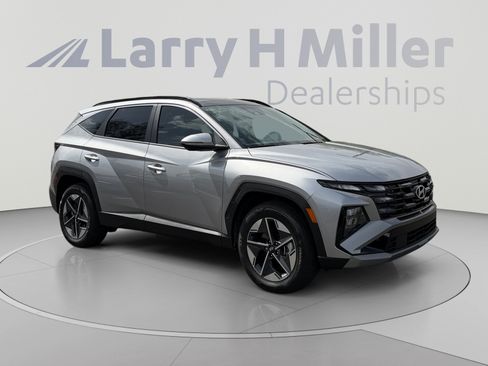 Used 2025 Hyundai Tucson SEL AWD/4WD image 7