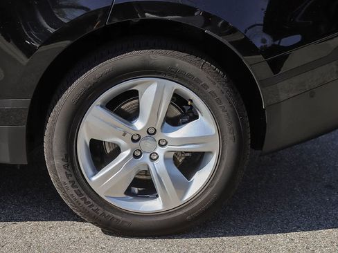 Used 2025 Land Rover Range Rover Velar S image 10