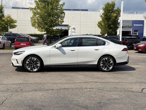 Used 2026 BMW 540i xDrive AWD/4WD image 8