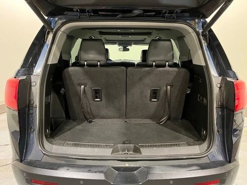 Used 2017 GMC Acadia SLT AWD/4WD image 13