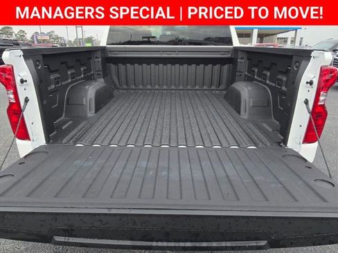 New 2026 Chevrolet Silverado 1500 W/T w/ WT Value Package AWD/4WD image 18