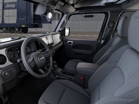 Used 2025 Jeep Gladiator Sport image 22