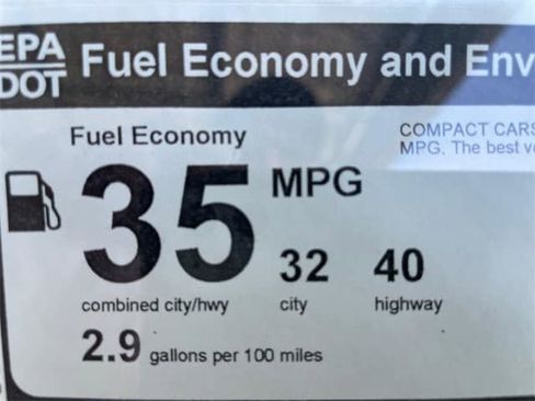 New 2025 Nissan Versa SR w/ Trunk Package image 19