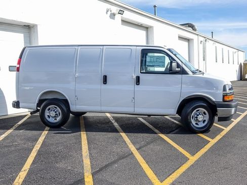 New 2025 Chevrolet Express 2500 w/ Driver Convenience Package image 5