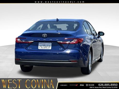Used 2025 Toyota Camry LE FWD image 10