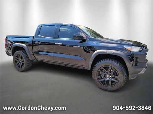 Used 2023 Chevrolet Colorado Trail Boss w/ Technology Package image 8