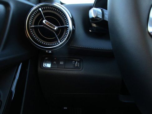 New 2026 Chevrolet Equinox LT w/ Convenience Package II image 14