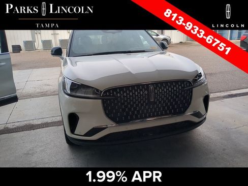 Certified 2026 Lincoln Aviator Reserve w/ Luxury Package RWD image 4