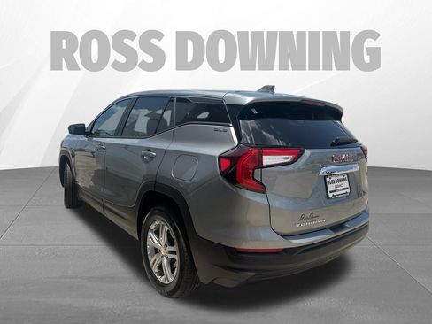 Used 2024 GMC Terrain SLE FWD image 6