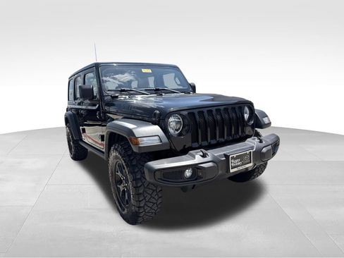 Used 2021 Jeep Wrangler Unlimited Sport AWD/4WD image 3