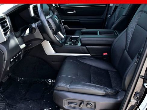 Used 2024 Toyota Tundra Limited AWD/4WD image 10