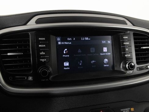 Used 2019 Kia Sorento LX image 22