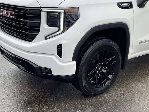 New 2026 GMC Sierra 1500 Elevation image 9