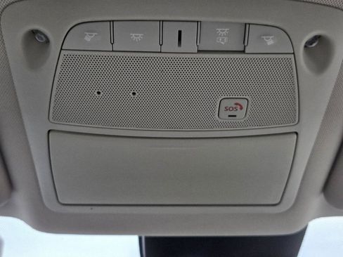 Used 2017 Nissan Rogue SL image 24