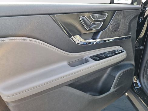 New 2026 Lincoln Corsair Reserve w/ Jet Appearance Package image 10