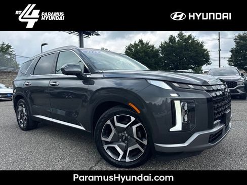 Used 2023 Hyundai Palisade Limited AWD/4WD image 1