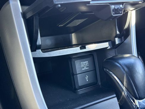 Used 2015 Honda Accord Sport image 6