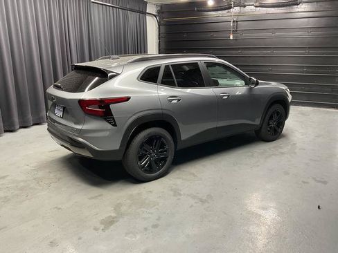 New 2026 Chevrolet Trax ACTIV FWD image 8