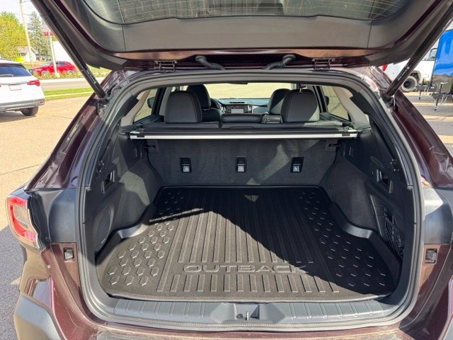 Used 2024 Subaru Outback Limited AWD/4WD image 24