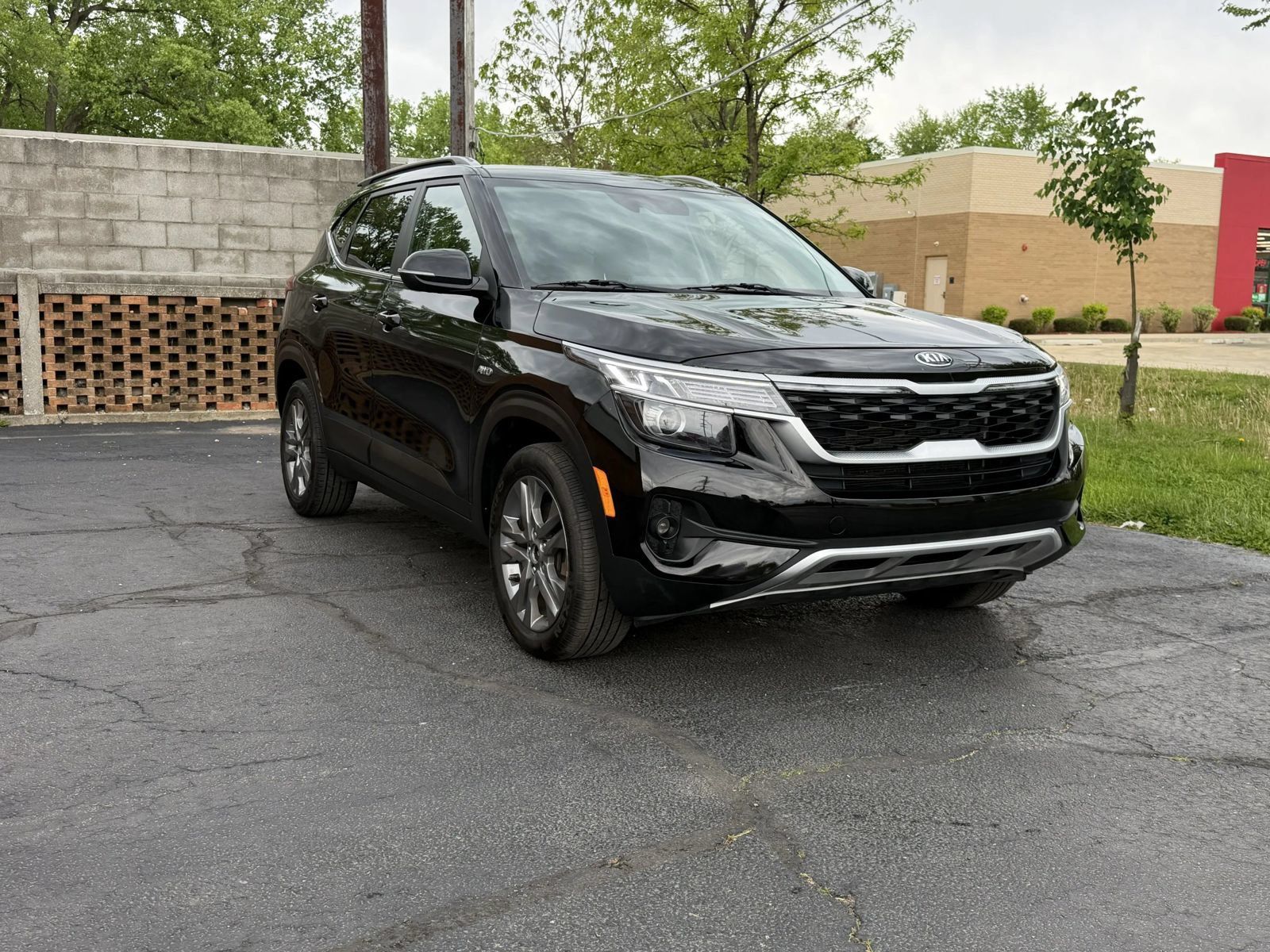 Used 2021 Kia Seltos S AWD/4WD image 10