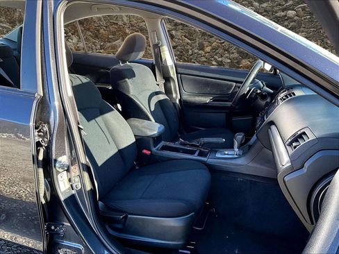 Used 2013 Subaru Impreza 2.0i Premium image 7