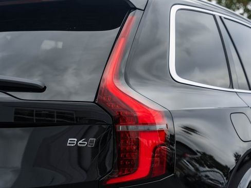 New 2026 Volvo XC90 B6 Ultra image 7
