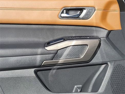 New 2025 Nissan Pathfinder Platinum w/ Cargo Package image 6