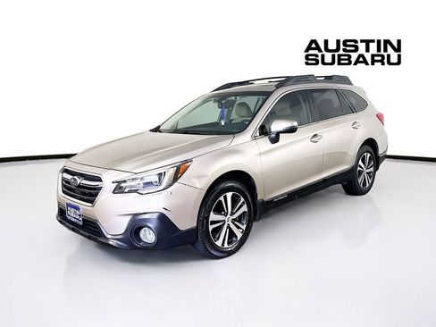 Used 2019 Subaru Outback 2.5i Limited w/ Popular Package #2 image 3