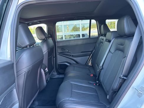 New 2026 Jeep Cherokee Overland AWD/4WD image 7