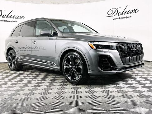 Used 2025 Audi Q7 3.0T Prestige w/ Prestige Package AWD/4WD image 1