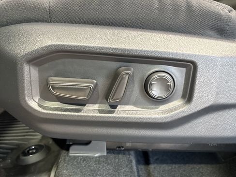 New 2026 Toyota Tundra SR5 image 12