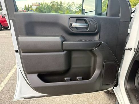 Used 2026 GMC Sierra 2500 Pro AWD/4WD image 10