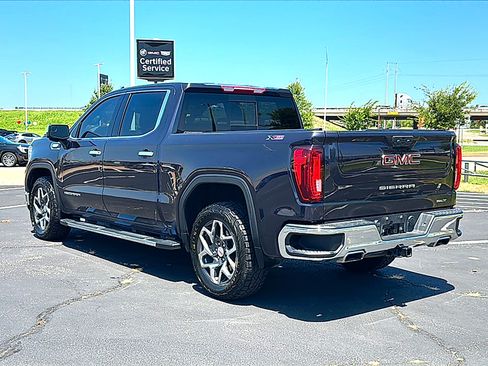 Used 2023 GMC Sierra 1500 SLT AWD/4WD image 6