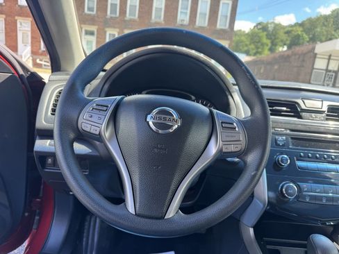 Used 2014 Nissan Altima 2.5 S image 11
