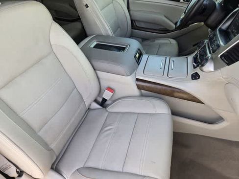 Used 2019 GMC Yukon Denali w/ Denali Ultimate Package AWD/4WD image 15