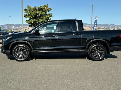 Used 2021 Honda Ridgeline Sport image 7