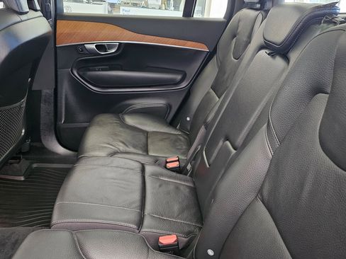 Certified 2024 Volvo XC90 B5 Plus image 18
