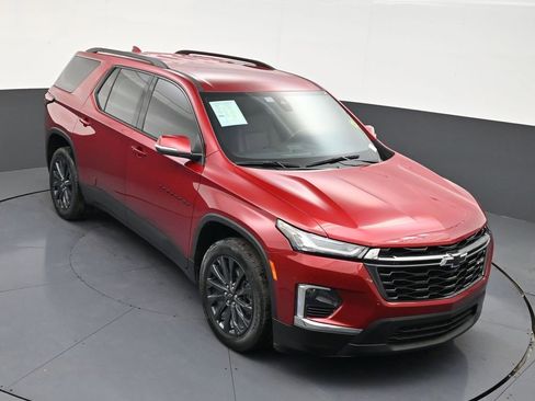 Used 2023 Chevrolet Traverse RS AWD/4WD image 19