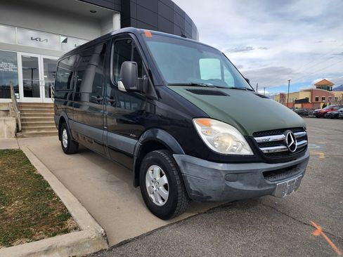 Used 2013 Mercedes-Benz Sprinter 2500 image 3