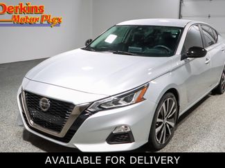 Used 2021 Nissan Altima 2.5 SR FWD video 1