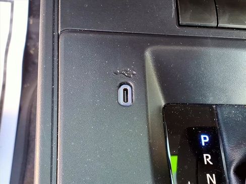 Used 2026 Toyota Corolla Cross L image 20